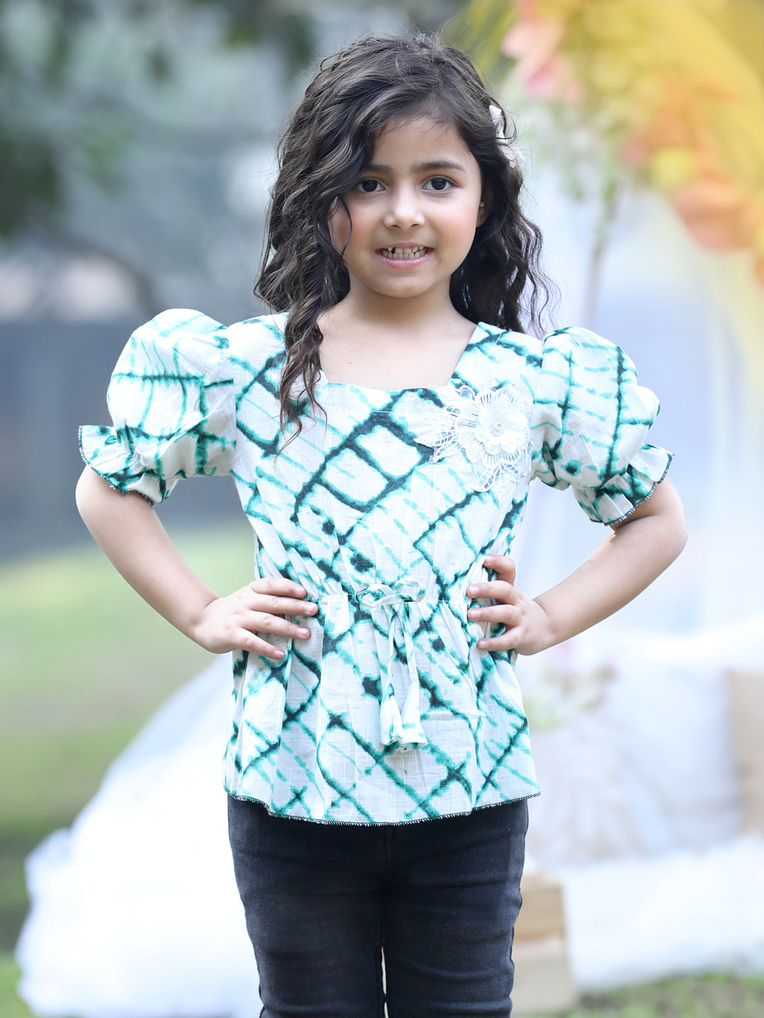 Cutiekins Square Neck Printed Regular Top- White & Green