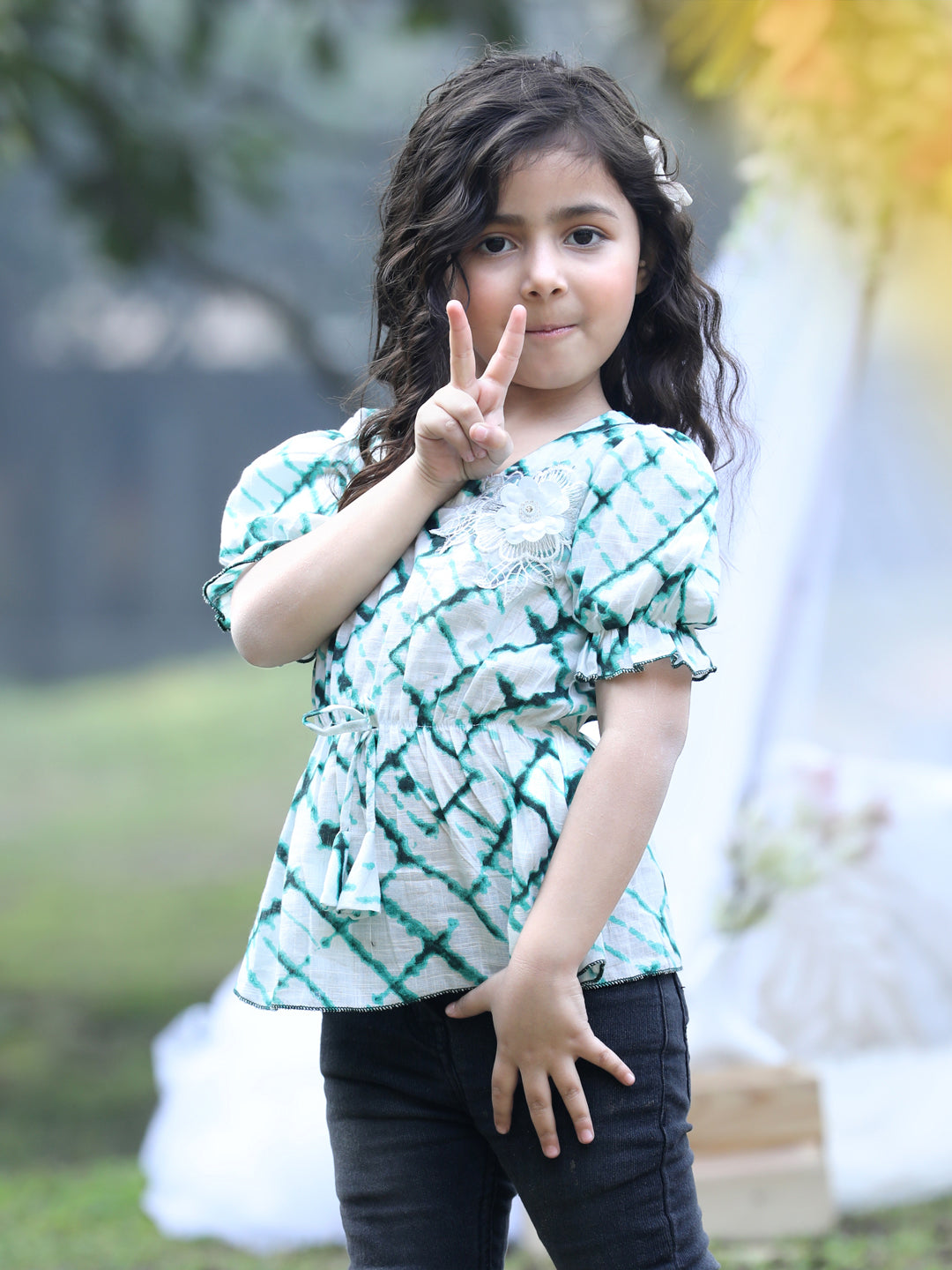 Cutiekins Square Neck Printed Regular Top- White & Green