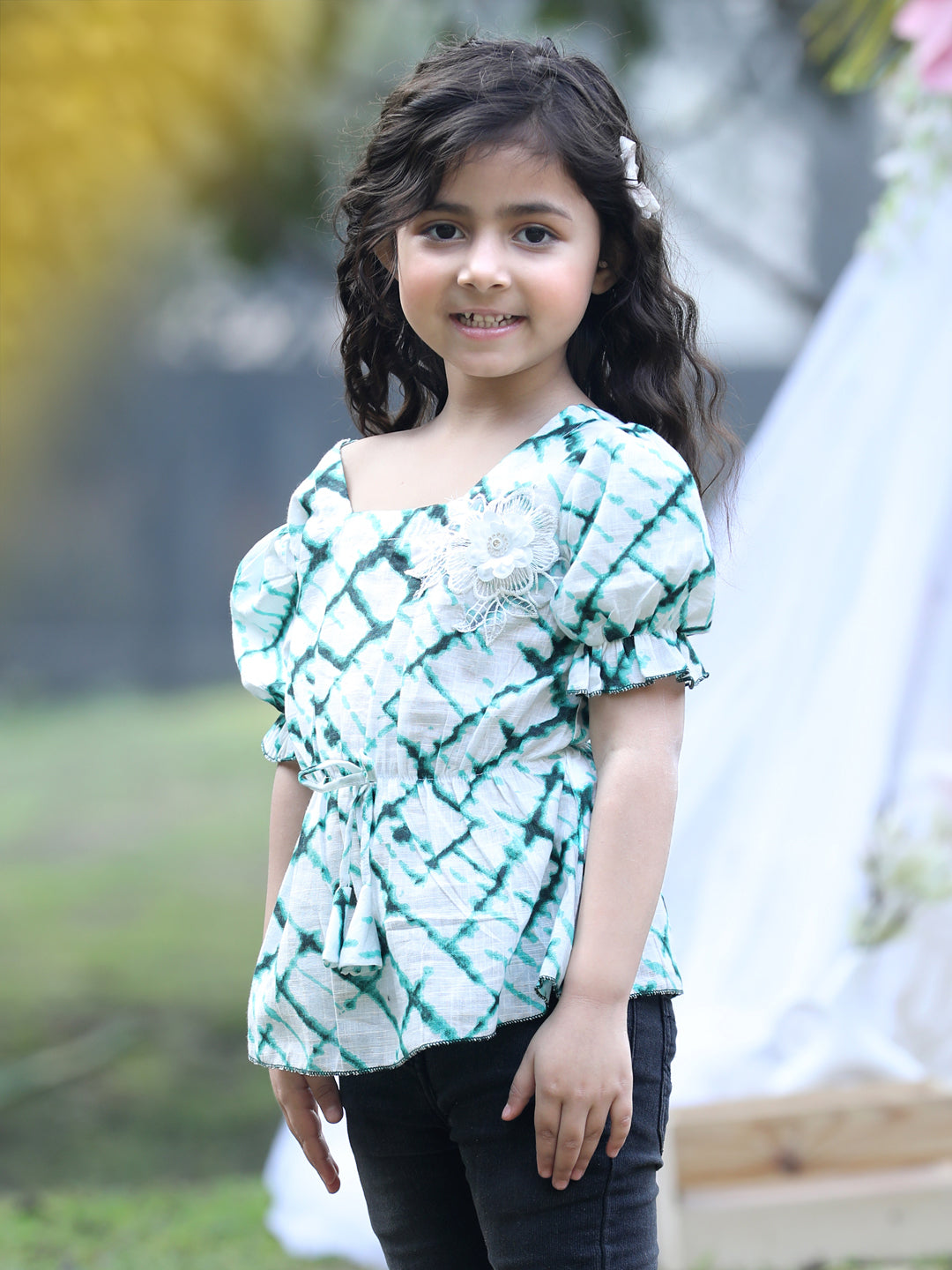 Cutiekins Square Neck Printed Regular Top- White & Green