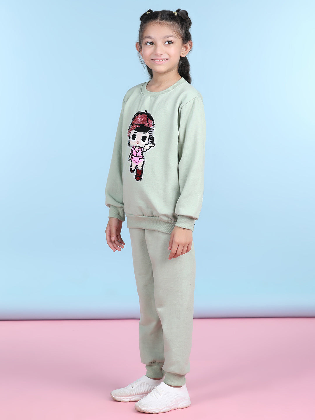 Cutiekins Girls Light Green & Off White Sweatshirt With Trackpant