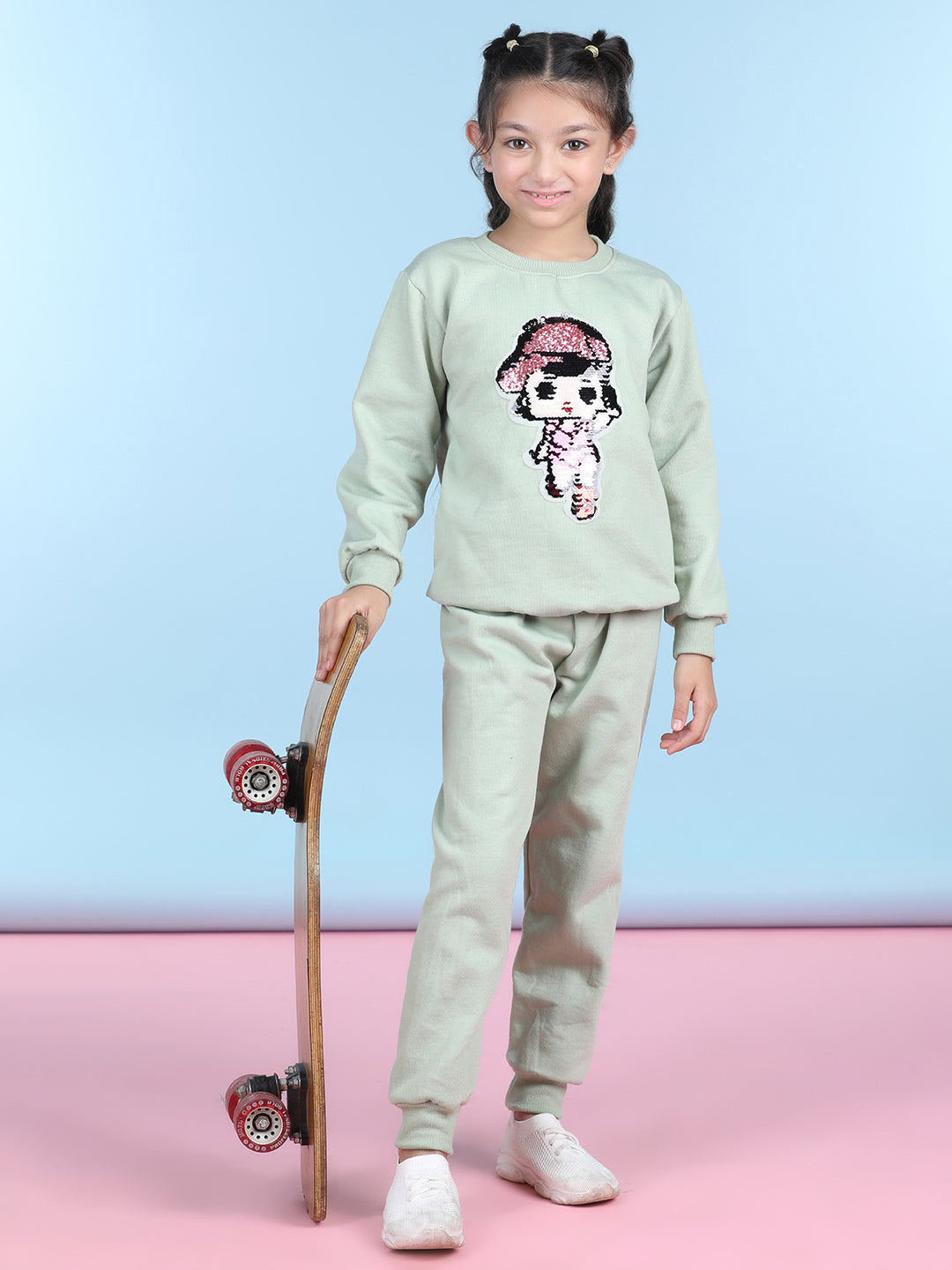 Cutiekins Girls Light Green & Off White Sweatshirt With Trackpant