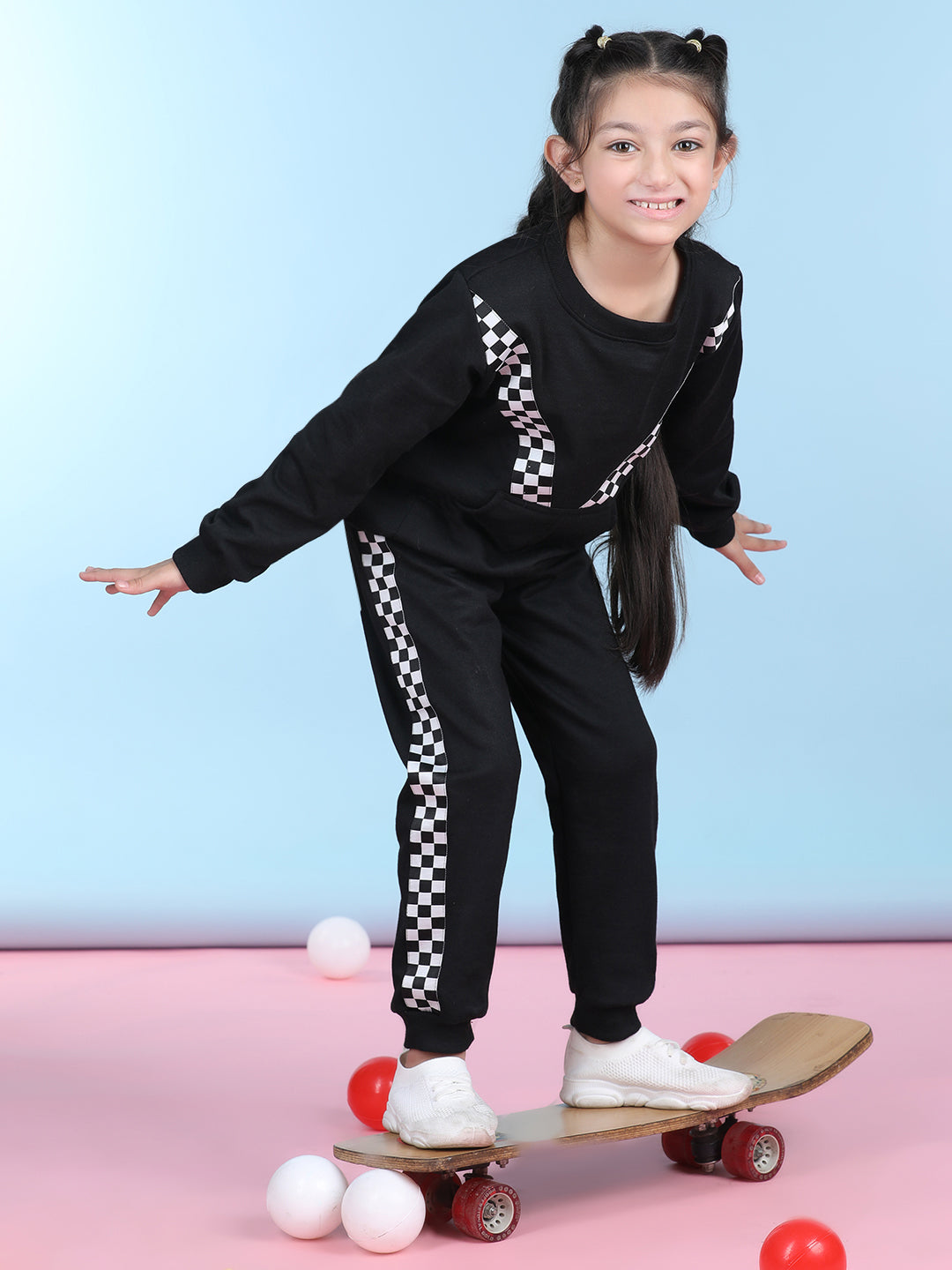 Cutiekins Girls Black & White Sweatshirt With Trackpant