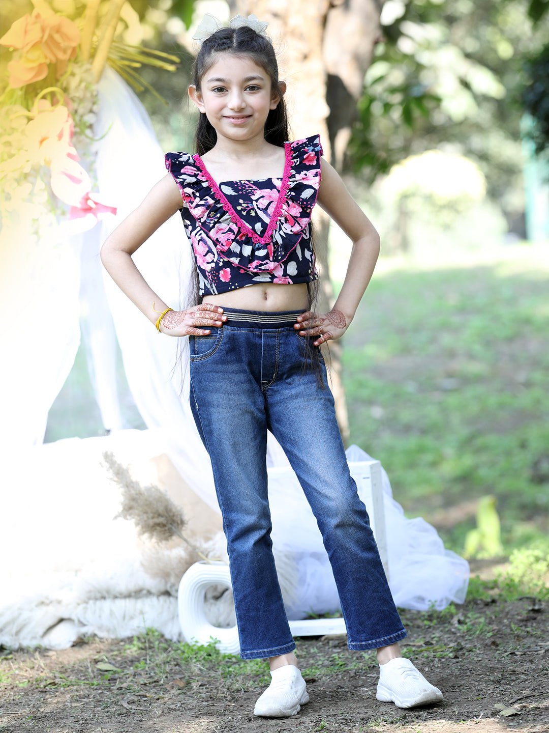 Cutiekins Square Neck Printed Crop Top-Navy Blue & Pink