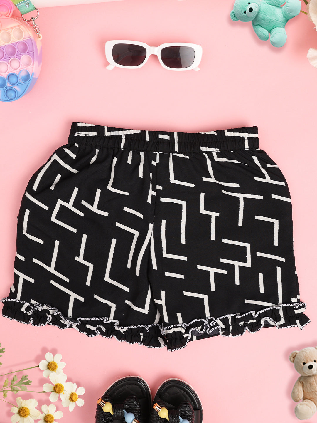 Cutiekins Girls Geomatric Print Embellished Short -Black & White