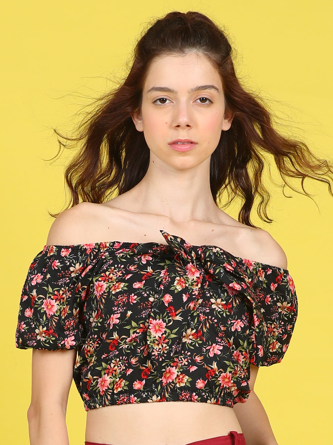 Cutiekins Girls Trendy Bold Style Printed Top -Black & Multi