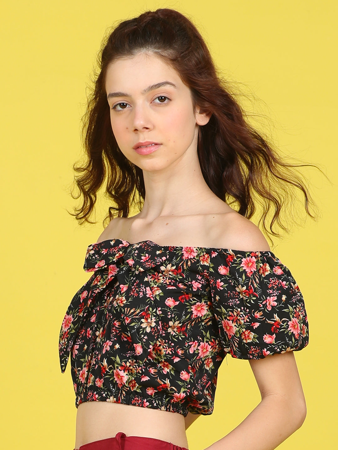 Cutiekins Girls Trendy Bold Style Printed Top -Black & Multi