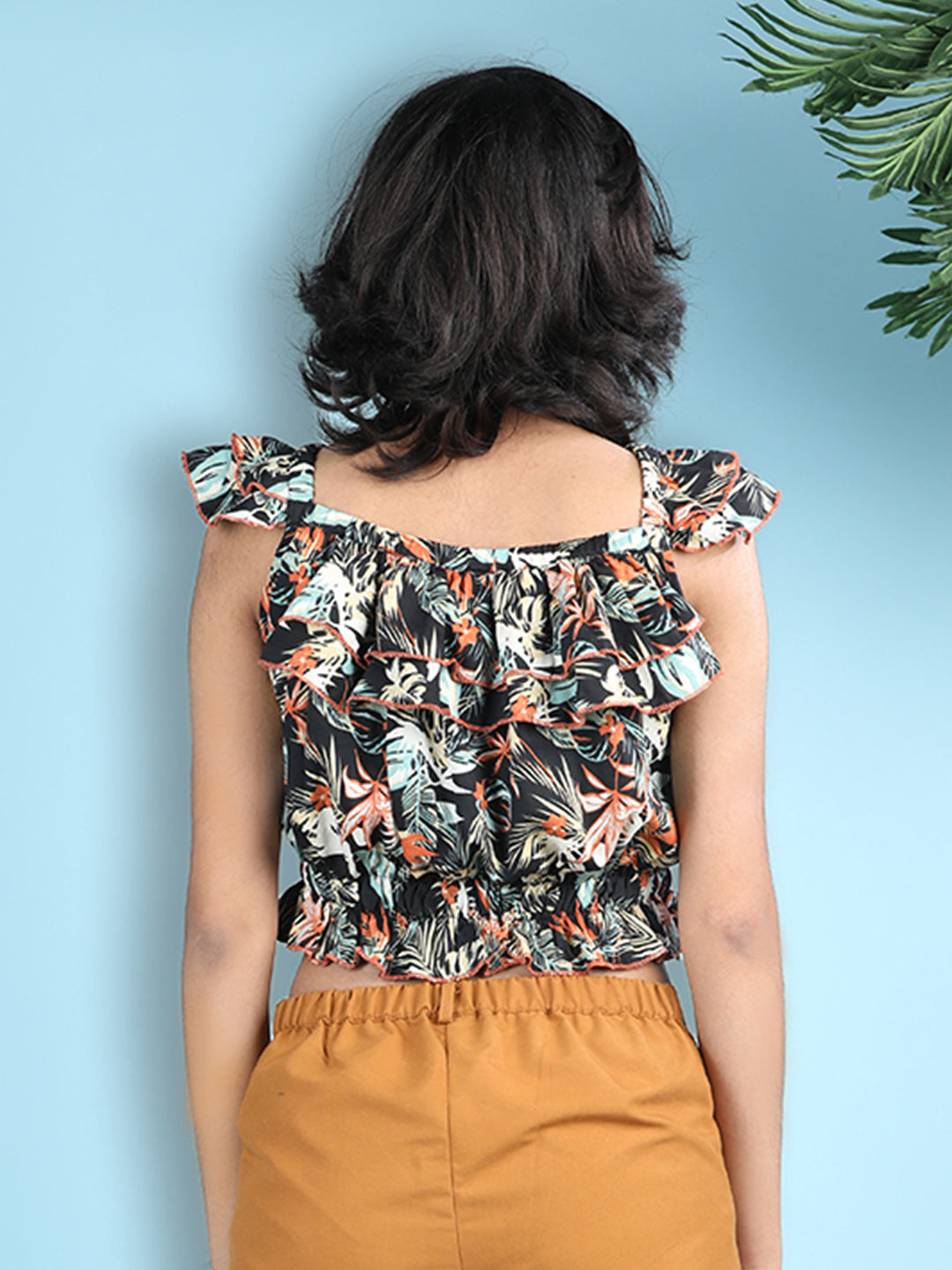 Cutiekins Girls Trendy Bold Style Printed Top -Black & Multi