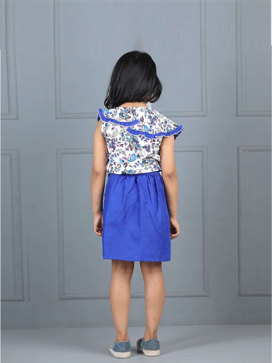 Cutiekins Girls Floral Printed Embellished Top With Solid Skirt -Off White & Blue