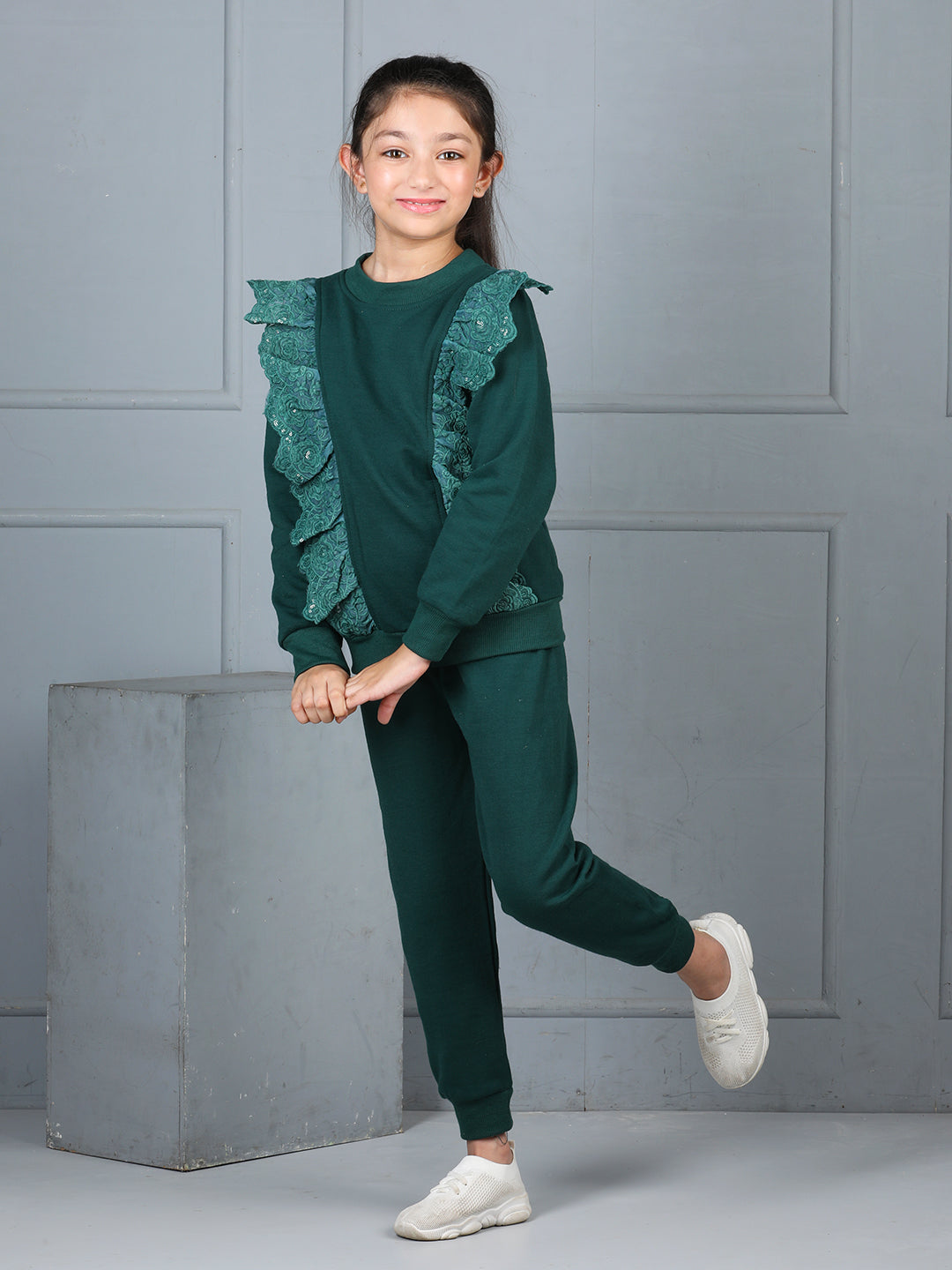 Cutiekins Girls Solid Embellished Cozy Tracksuit -Dark Green