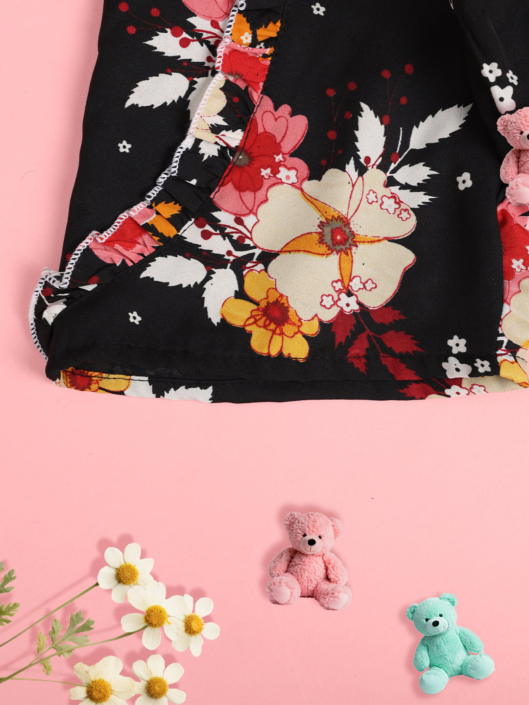 Cutiekins Girls Floral Print Embellished Short -Black & Pink