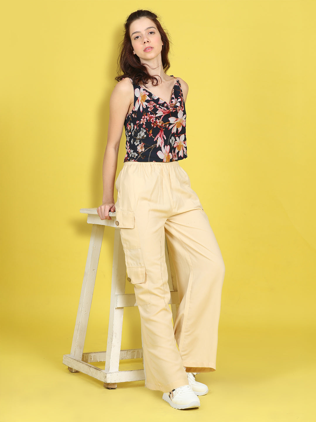 Cutiekins Girls Trendy Bold Look Crop Top With Solid Cargo -Black & Cream