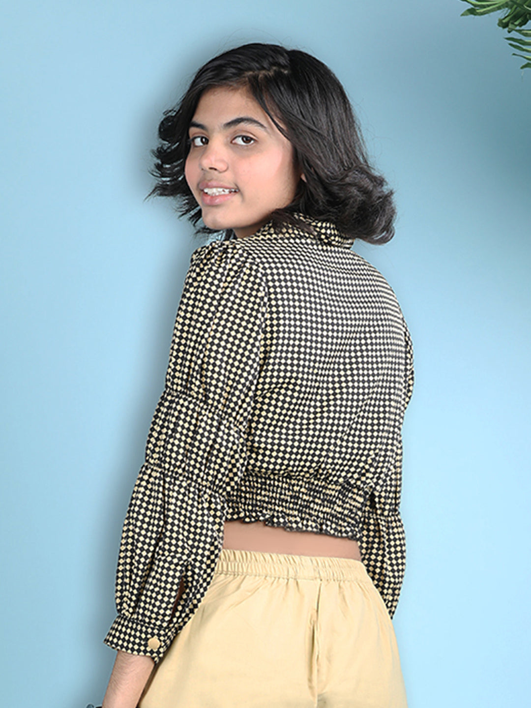 Cutiekins Girls Printed Embellished Top -Black & Gold