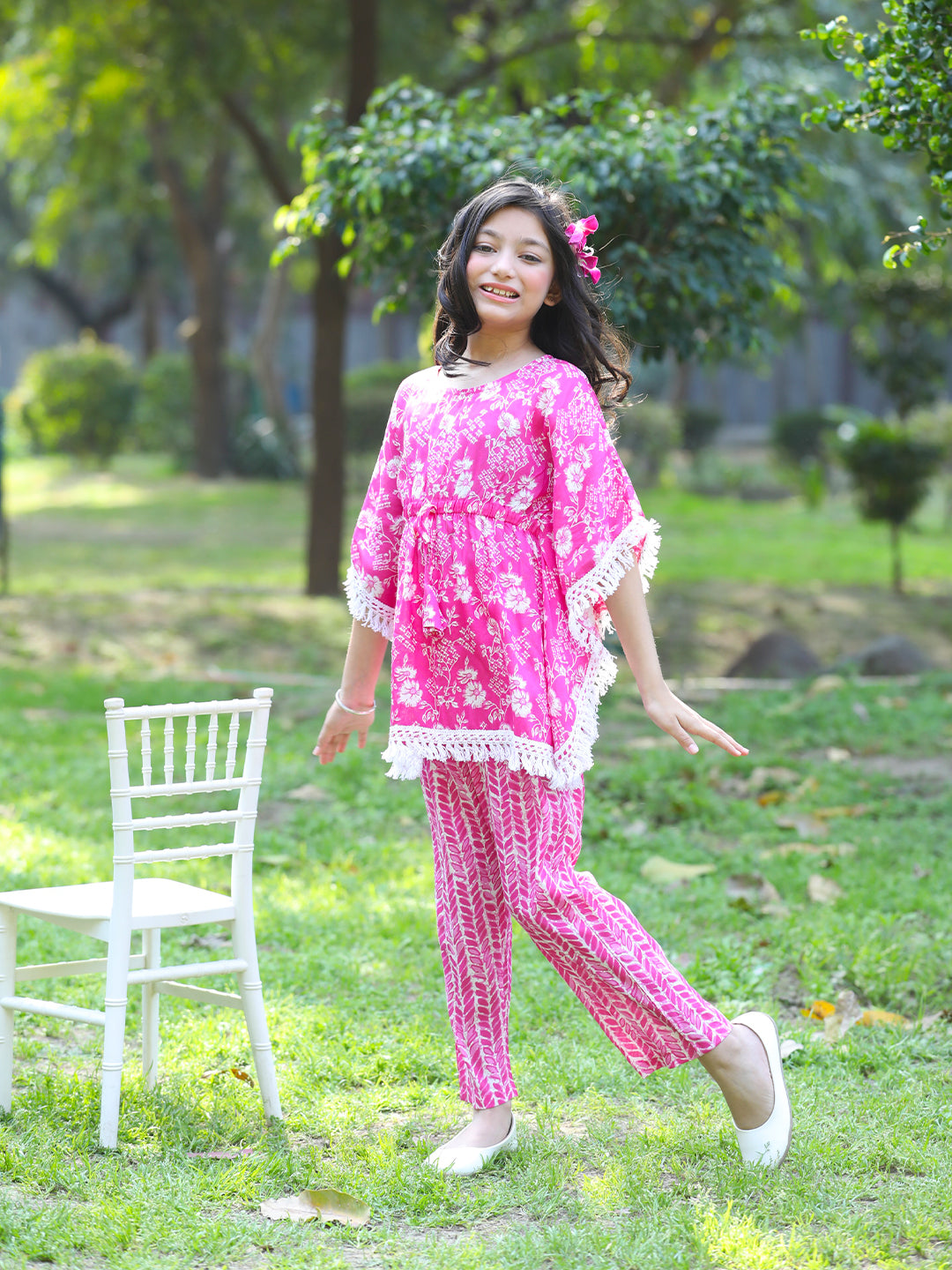 Cutiekins Girls Trendy Floral Print Kaftan Kurta and Palazzo Set -Magenta & Off White