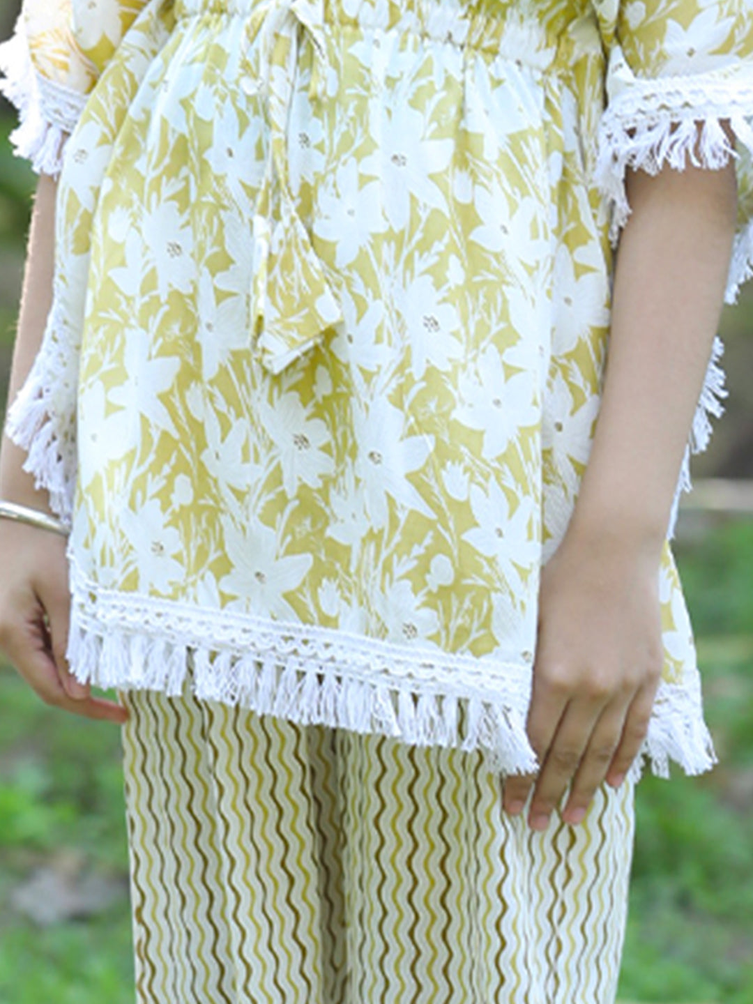 Cutiekins Girls Trendy Floral Print Kaftan Kurta and Palazzo Set -Khaki & Off White
