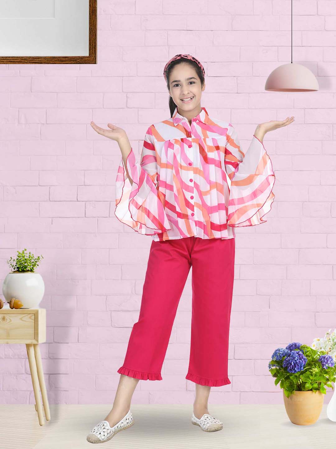 Cutiekins Girls Casual Top Capri (Multicolor)