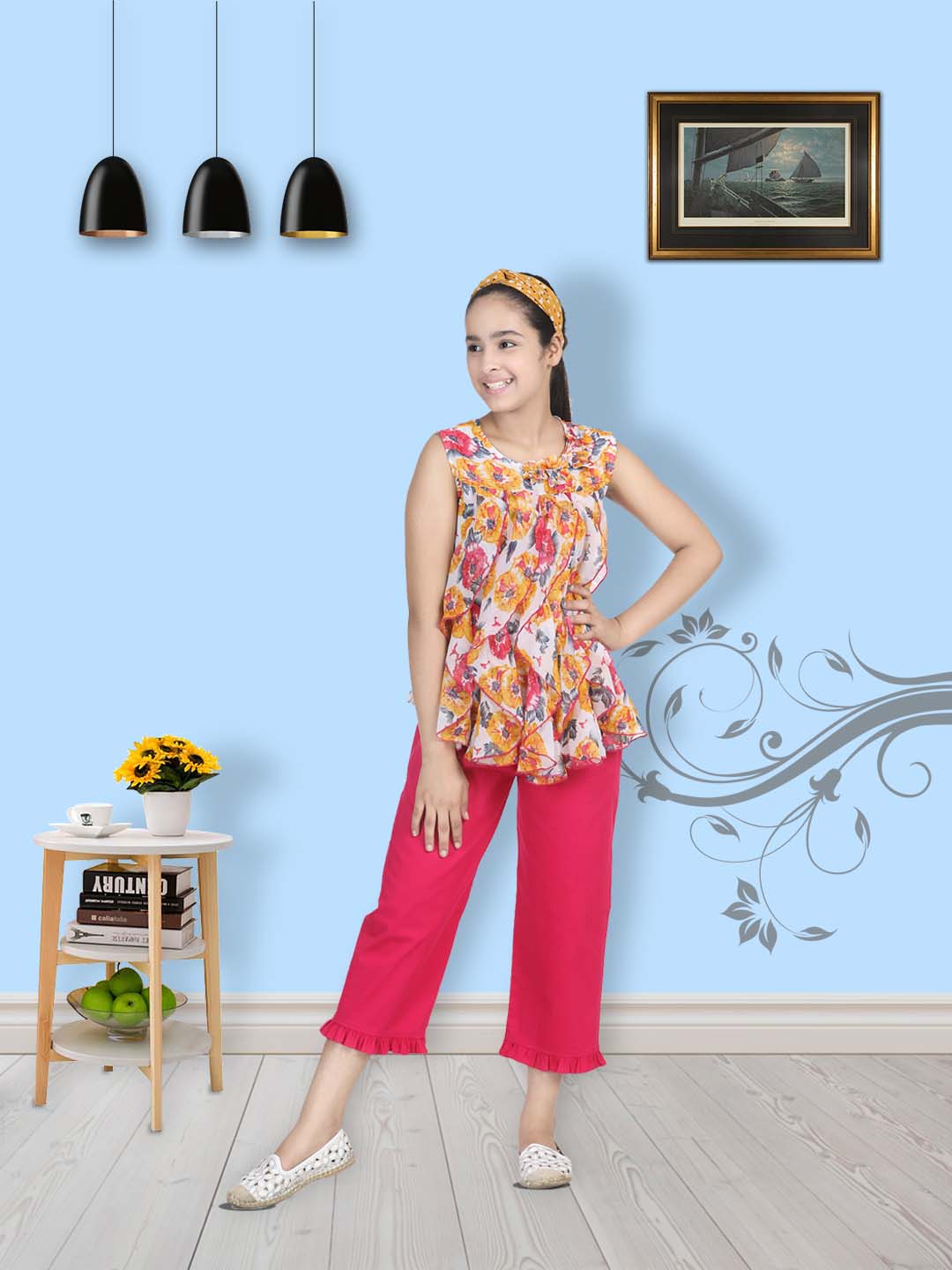 Cutiekins Girls Casual Top & Capri Set (Multicolor)