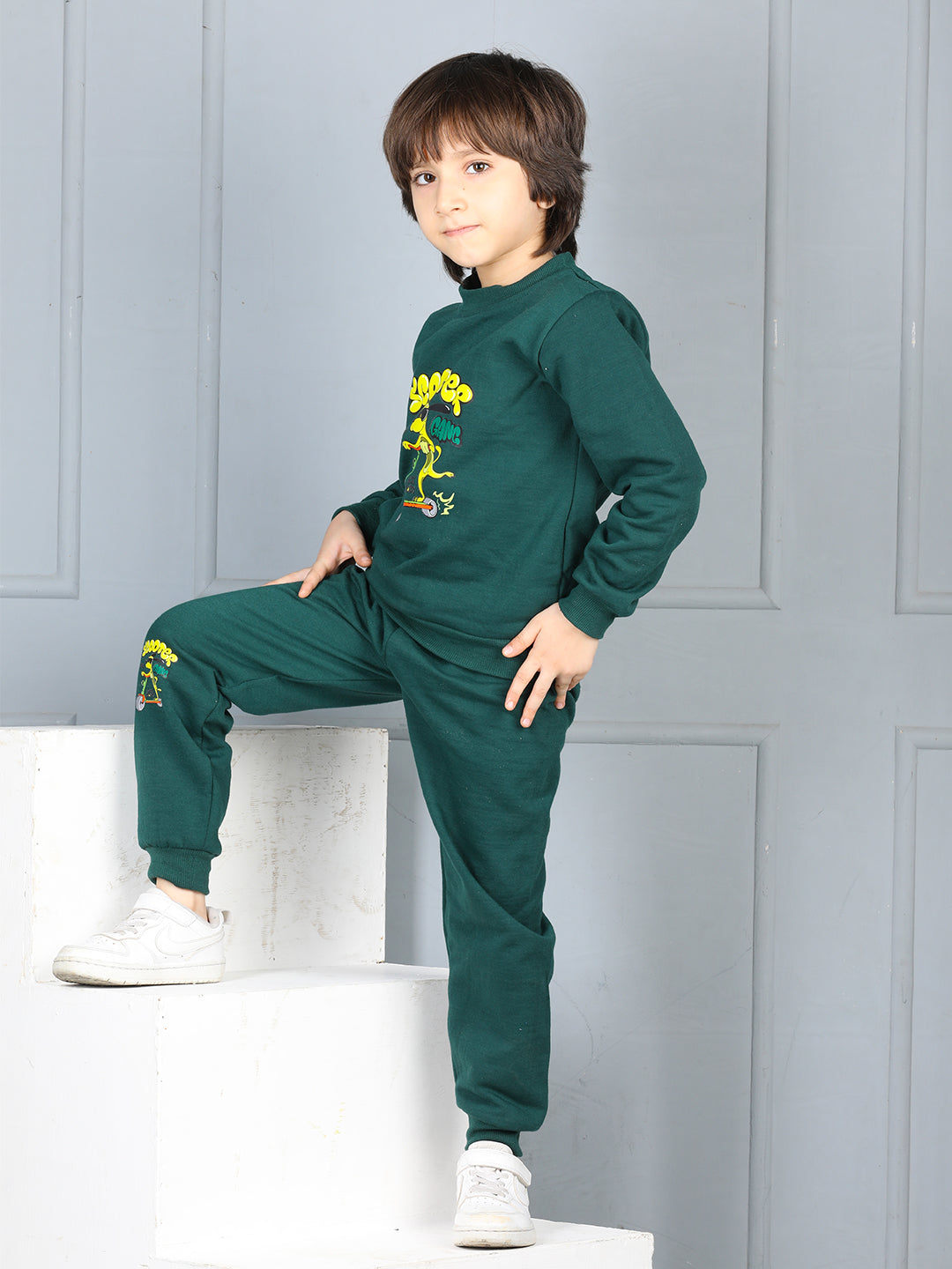 Cutiekins Boys Graphic Print cozy Tracksuit -Dark Green & Yellow