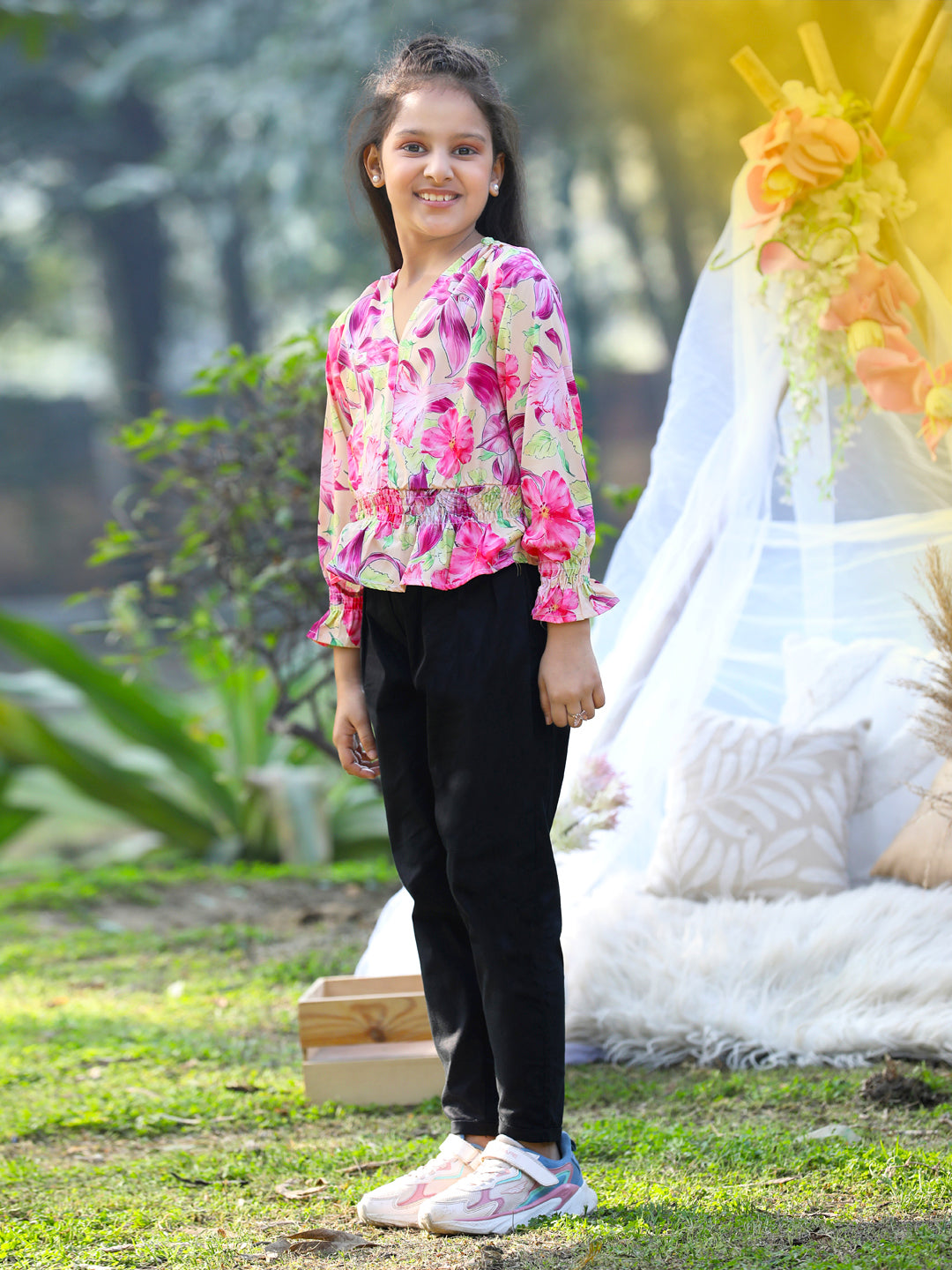 Cutiekins V Neck Foral Printed Crop Top & Trousers Set -Pink & Black