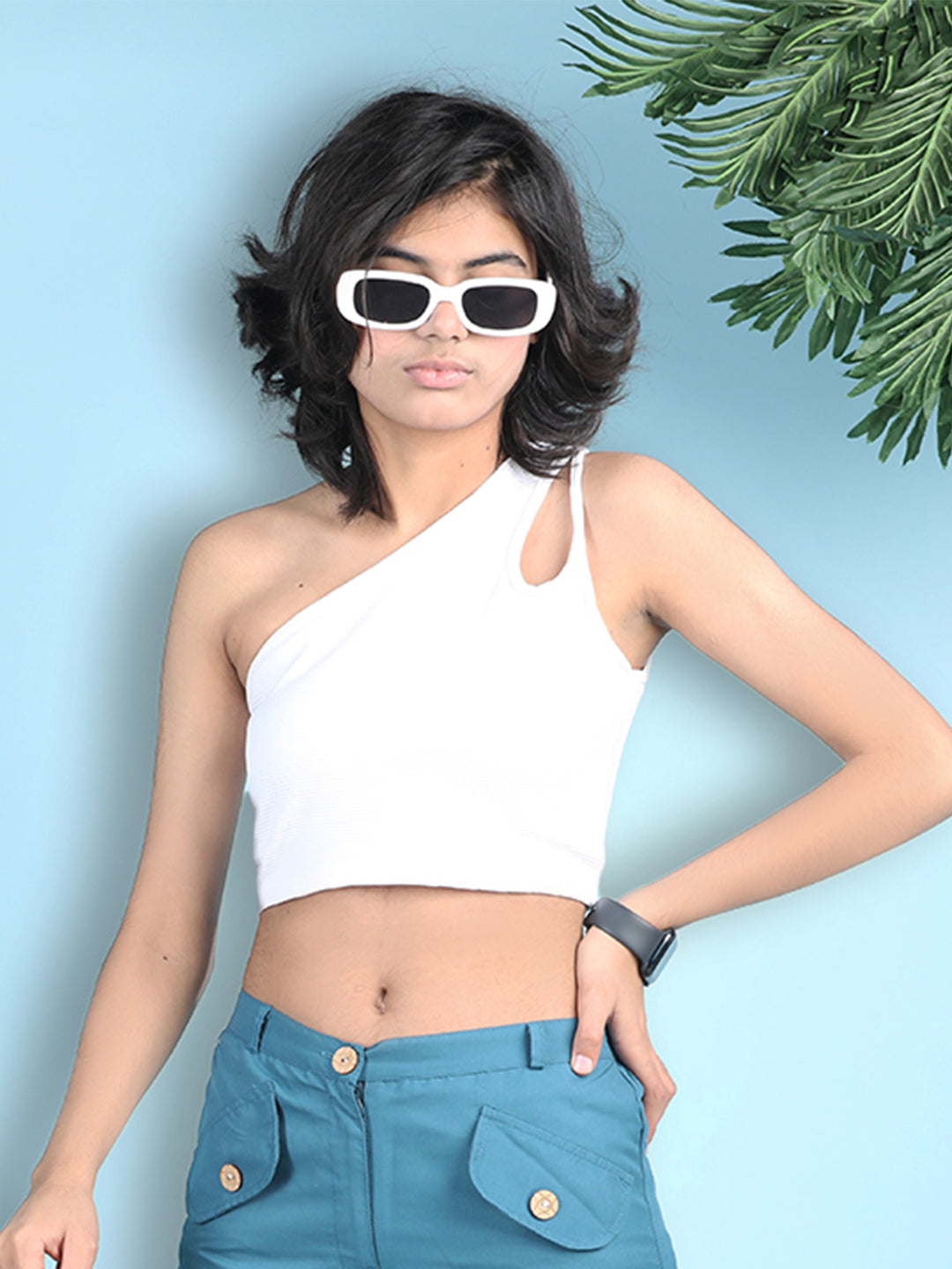 Cutiekins Girls Solid Embellished Stylish Cut Out Crop Top -White