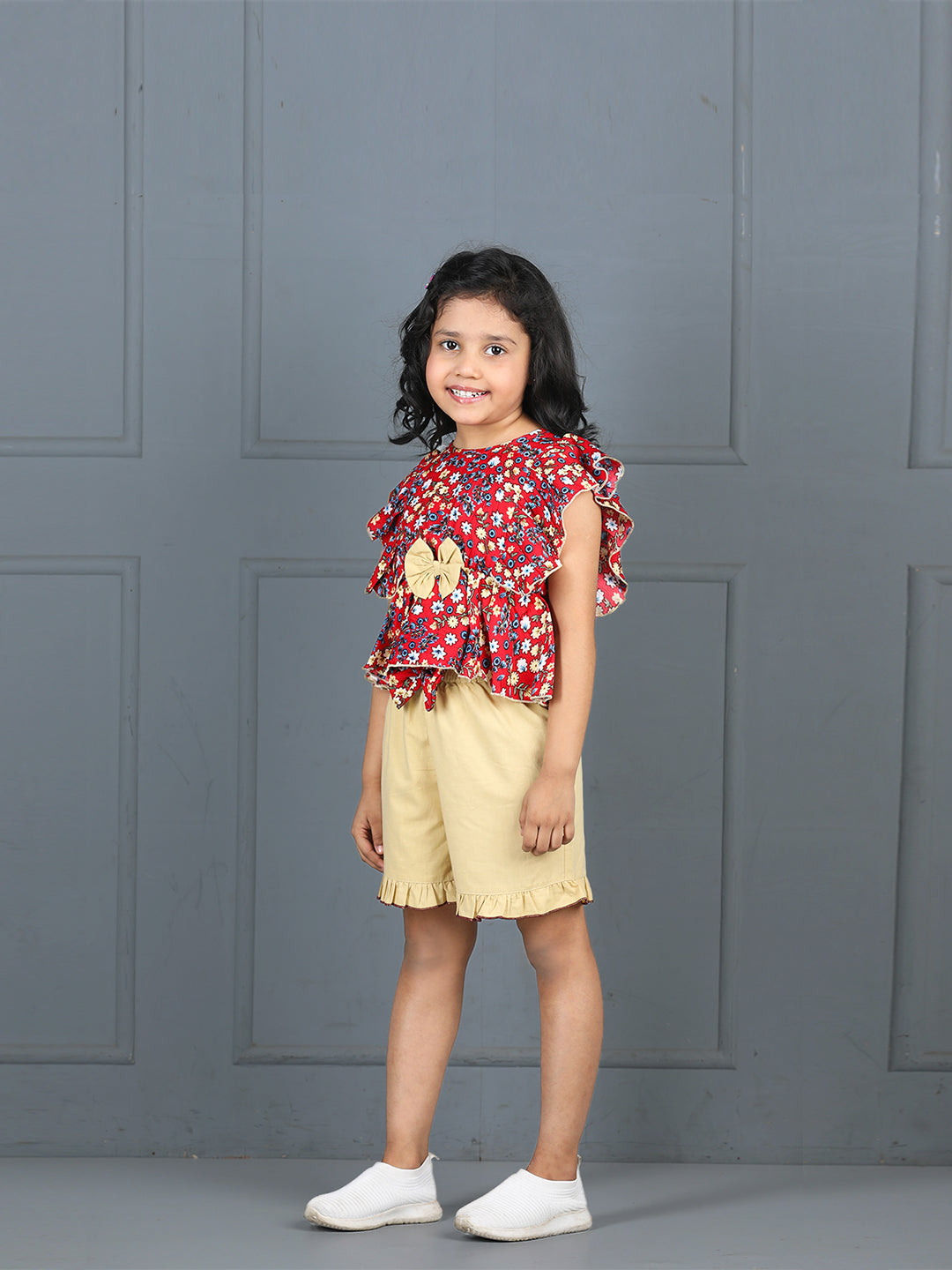 Cutiekins Girls Floral Printed Embellished Top With Solid Shorts -Coral & Wheat