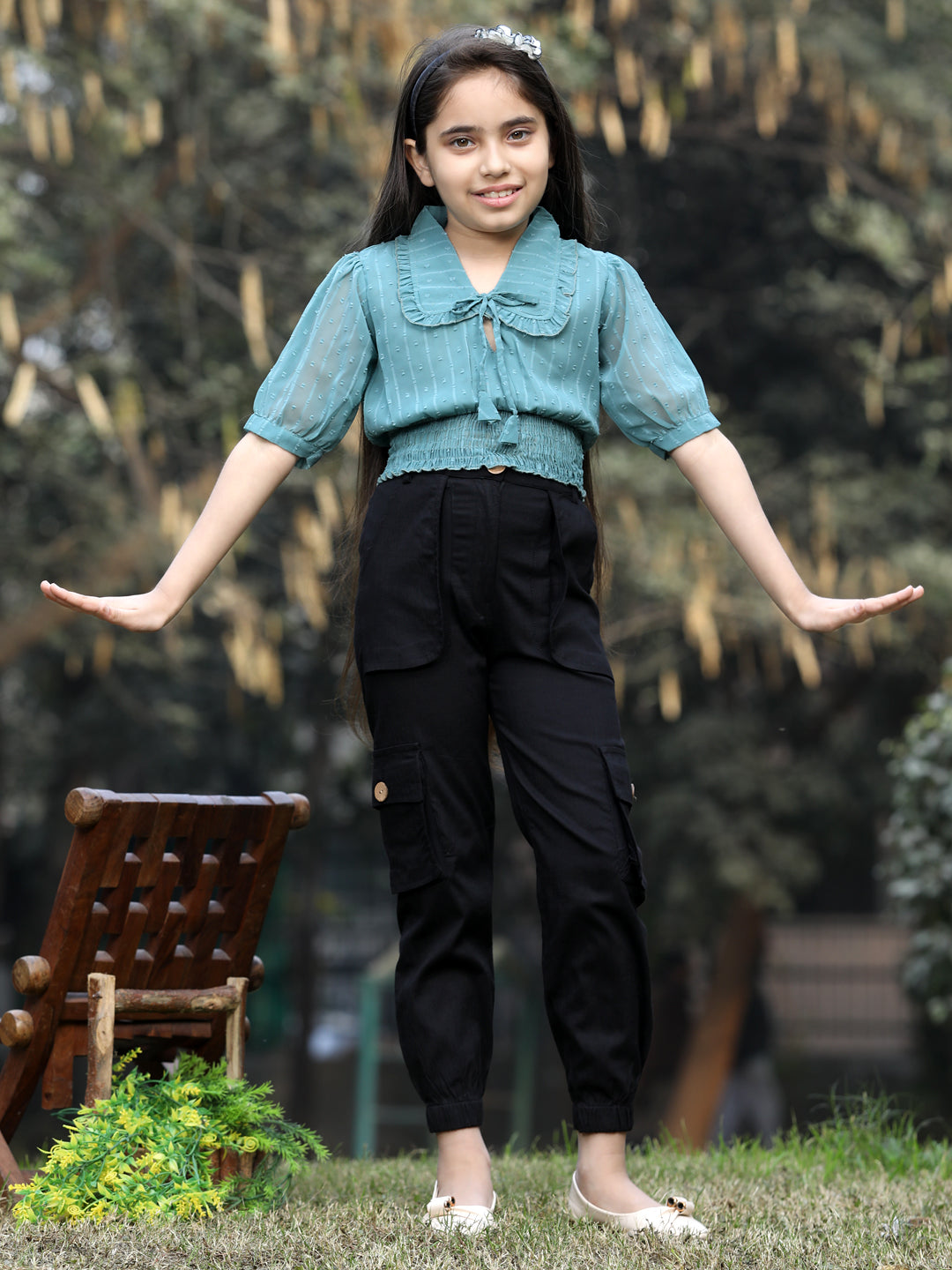 Cutiekins Girls Self Design Short Sleeves Top Cargo Clothing Set