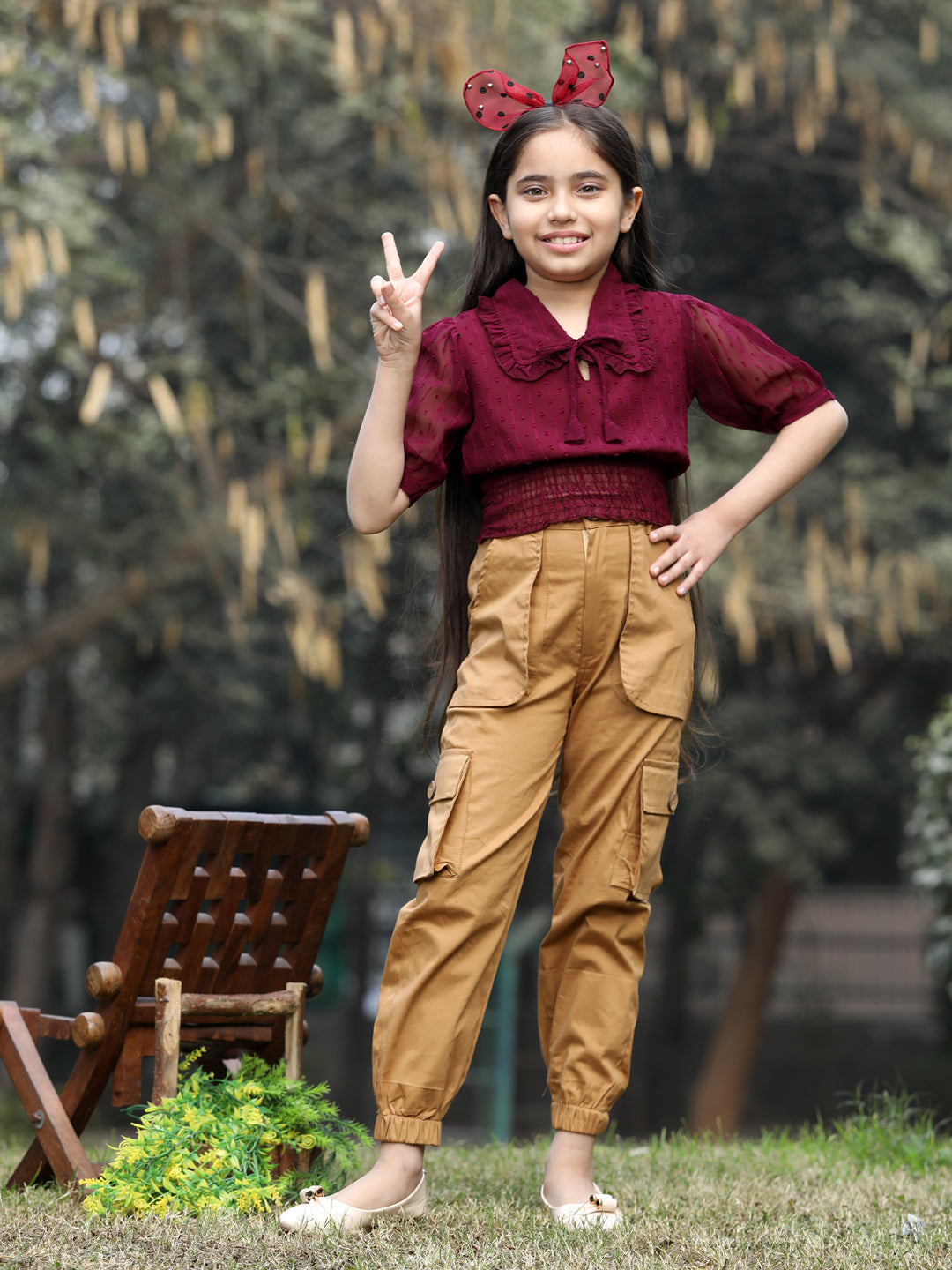 Cutiekins Girls Self Design Short Sleeves Top  Cargo Clothing Set