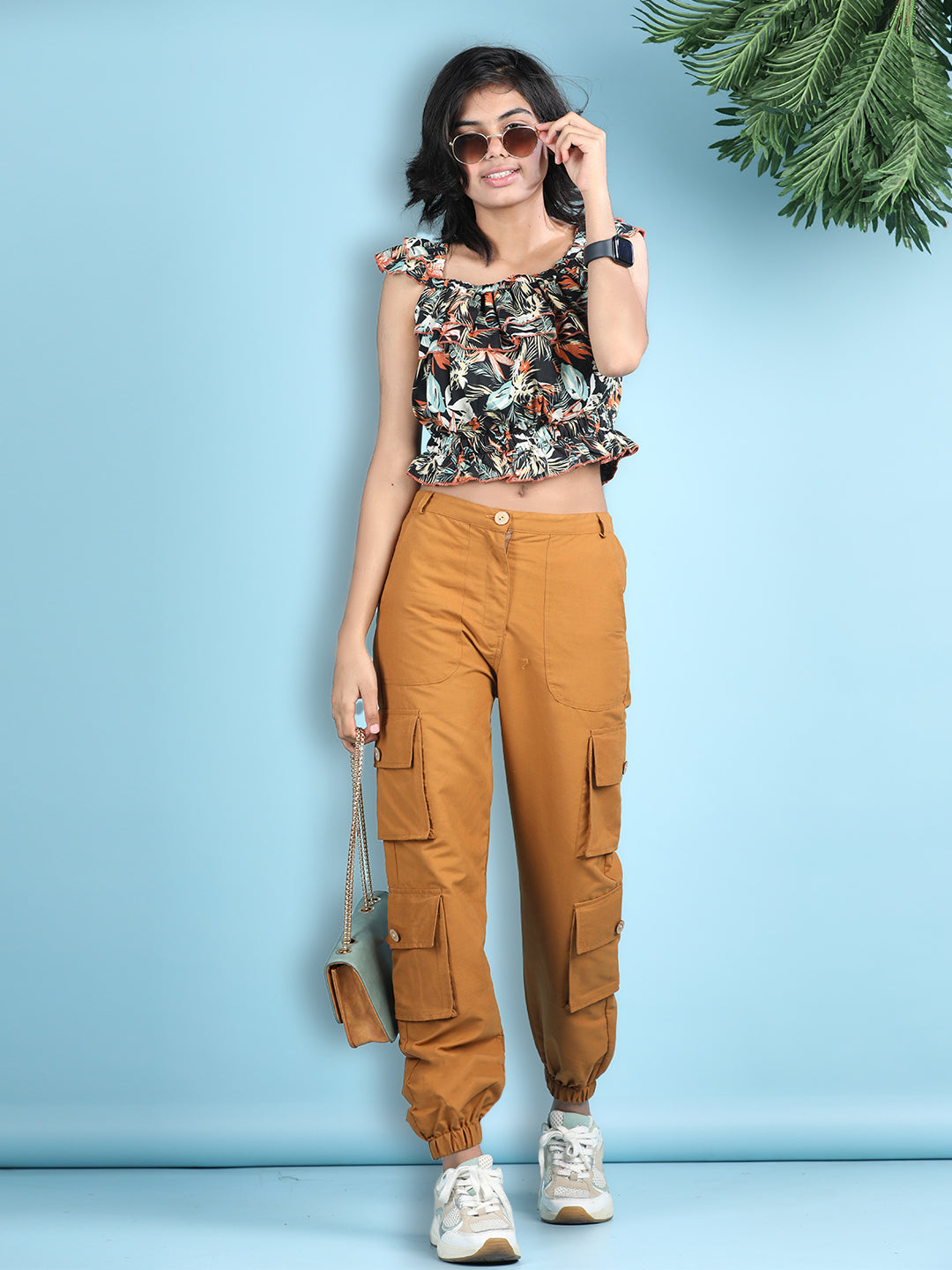 Cutiekins Girls Trendy Bold Look Crop Top With Solid Cargo -Black & Mustard