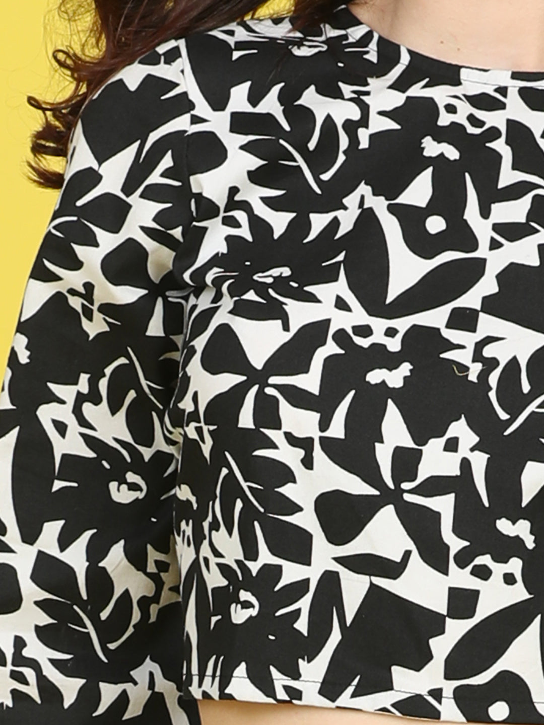 Cutiekins Girls Trendy Bold Style Printed Top -Black & Off White