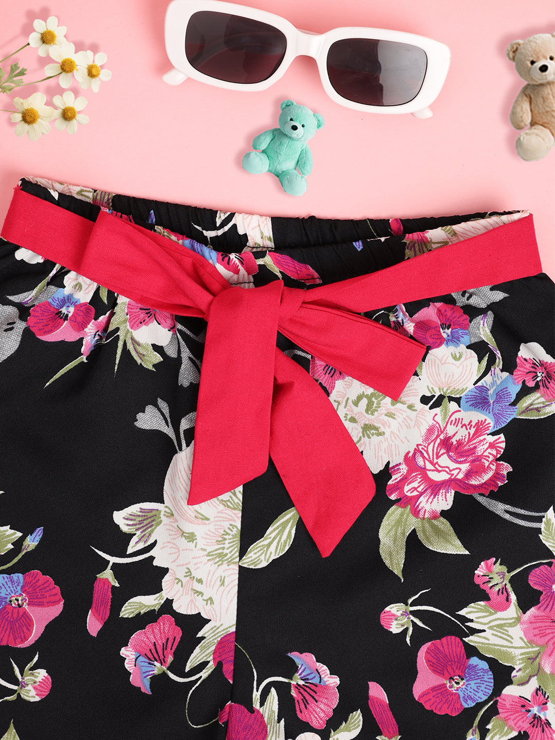 Cutiekins Girls Floral Printed Embellished Short -Black & Multi