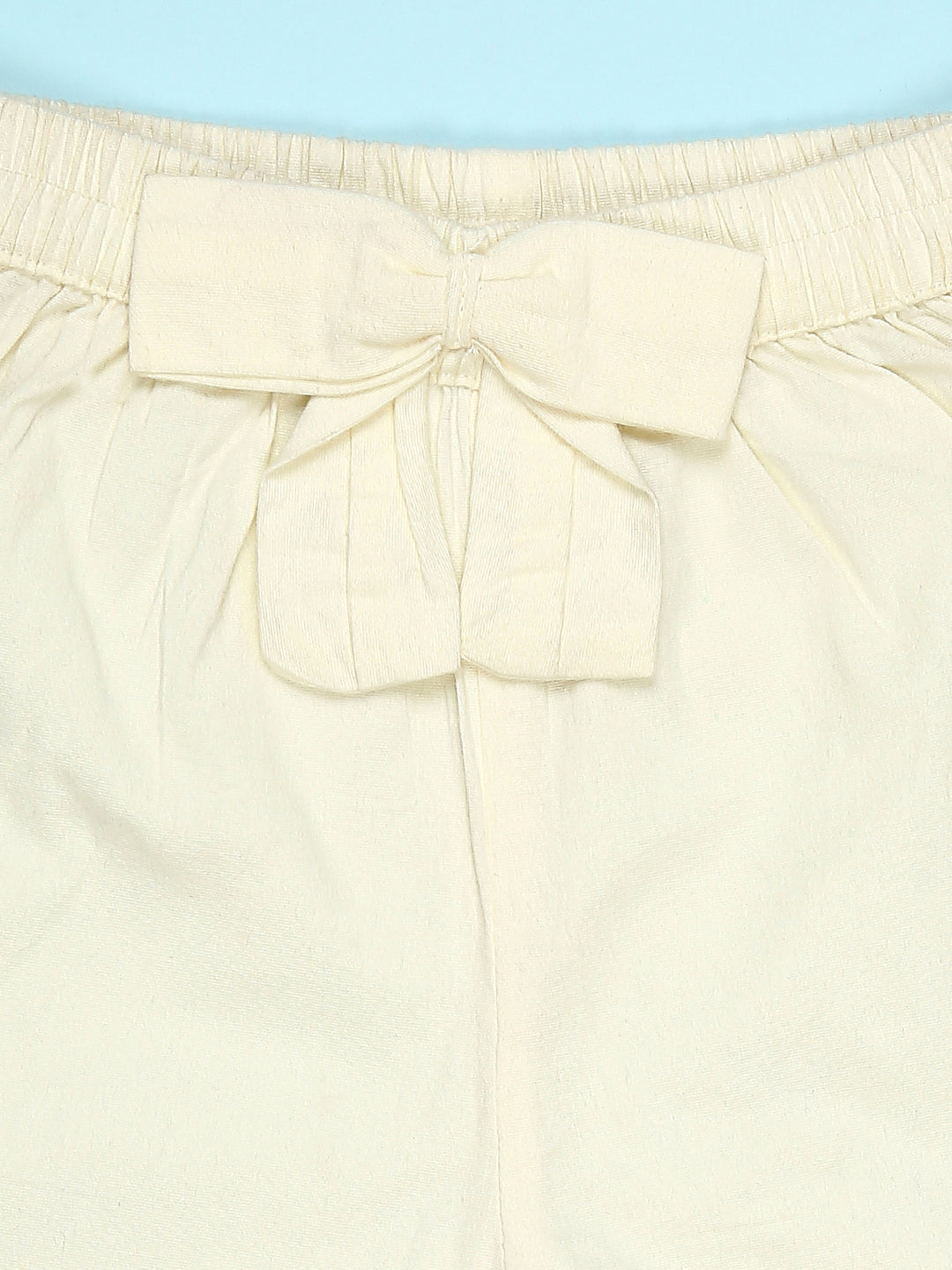 Cutiekins Girls Graphic Print T-Shirt With Solid Embellished Bow Short -Mehandi Green & Cream