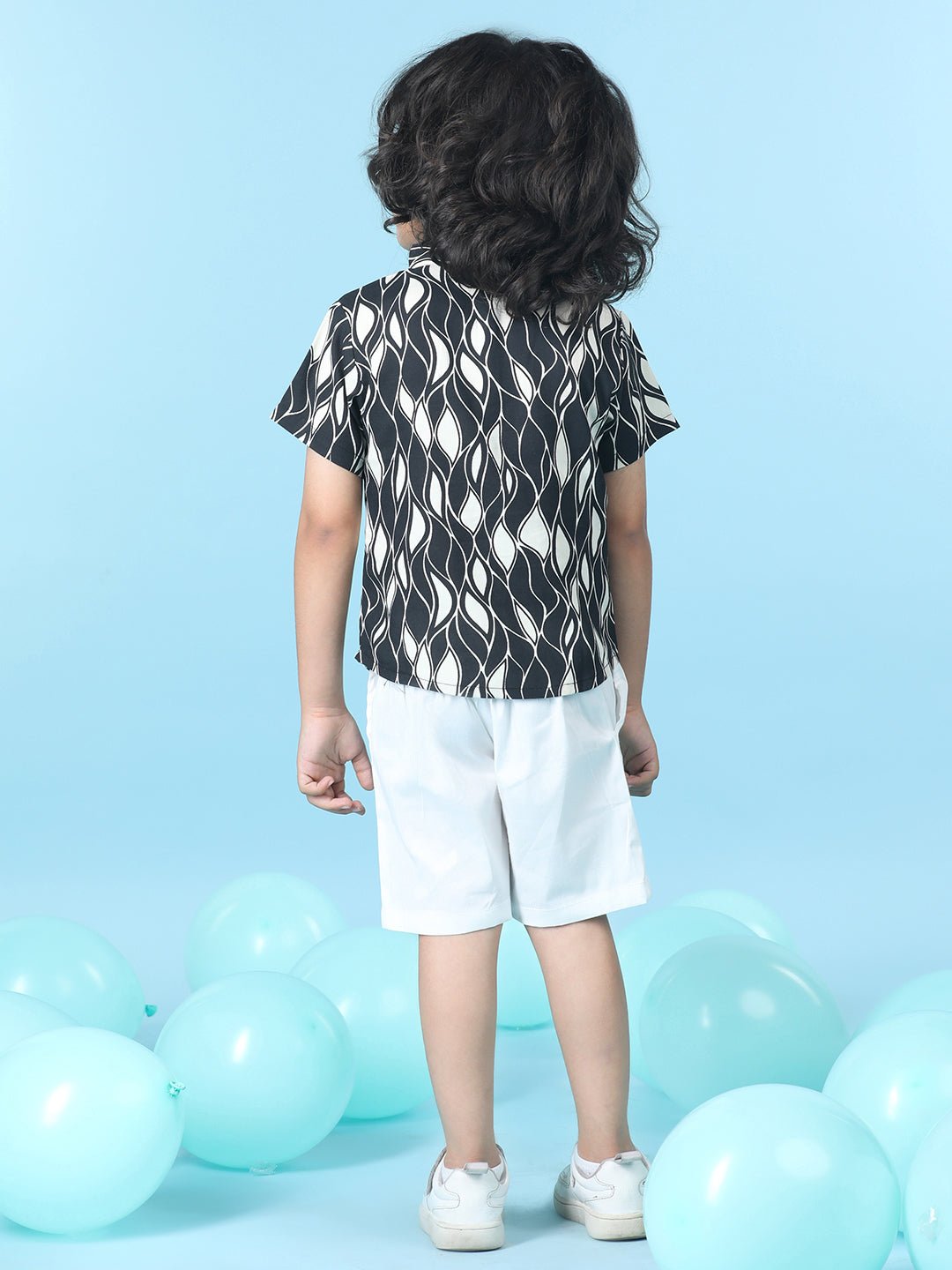 Cutiekins Boys Abstract Print T-Shirt With Solid Short -Black & White