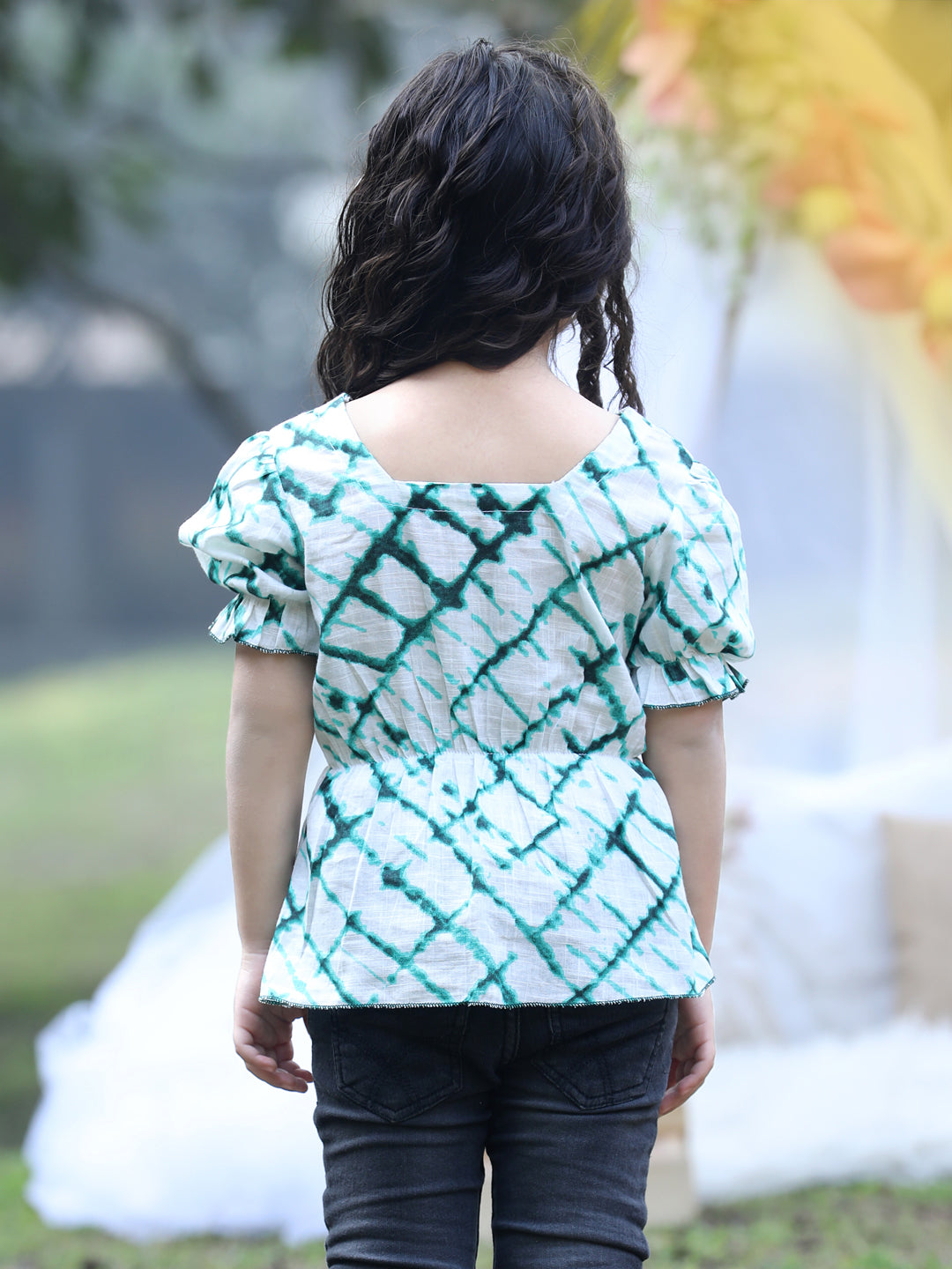 Cutiekins Square Neck Printed Regular Top- White & Green