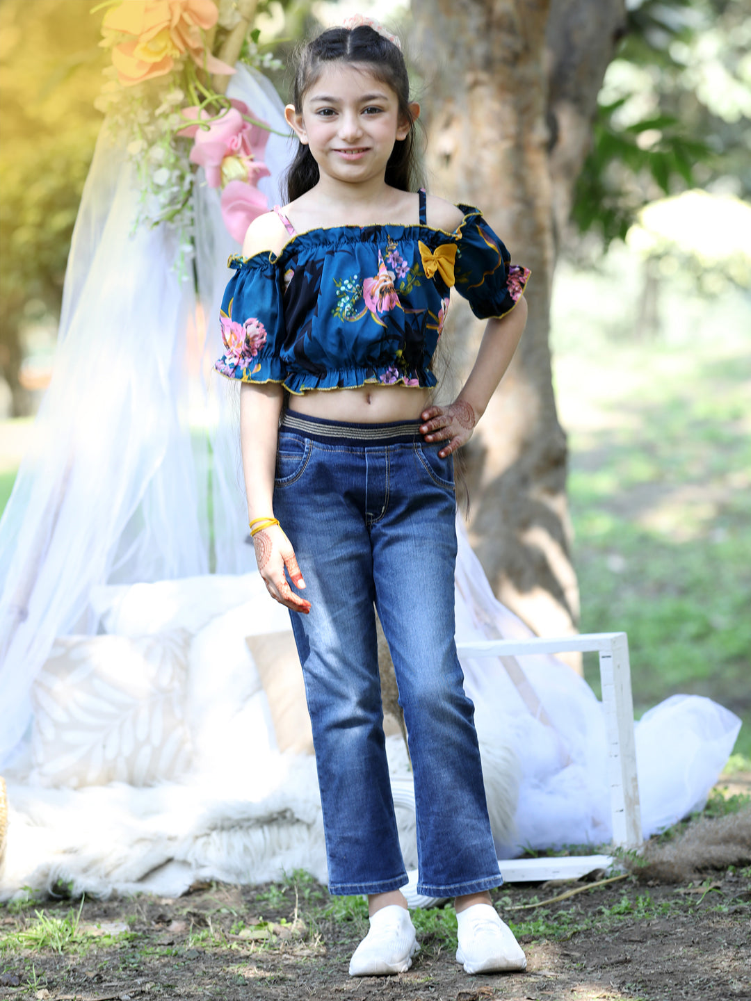 Cutiekins Shoulder Straps Printed Crop Top-Teal Blue & Yellow