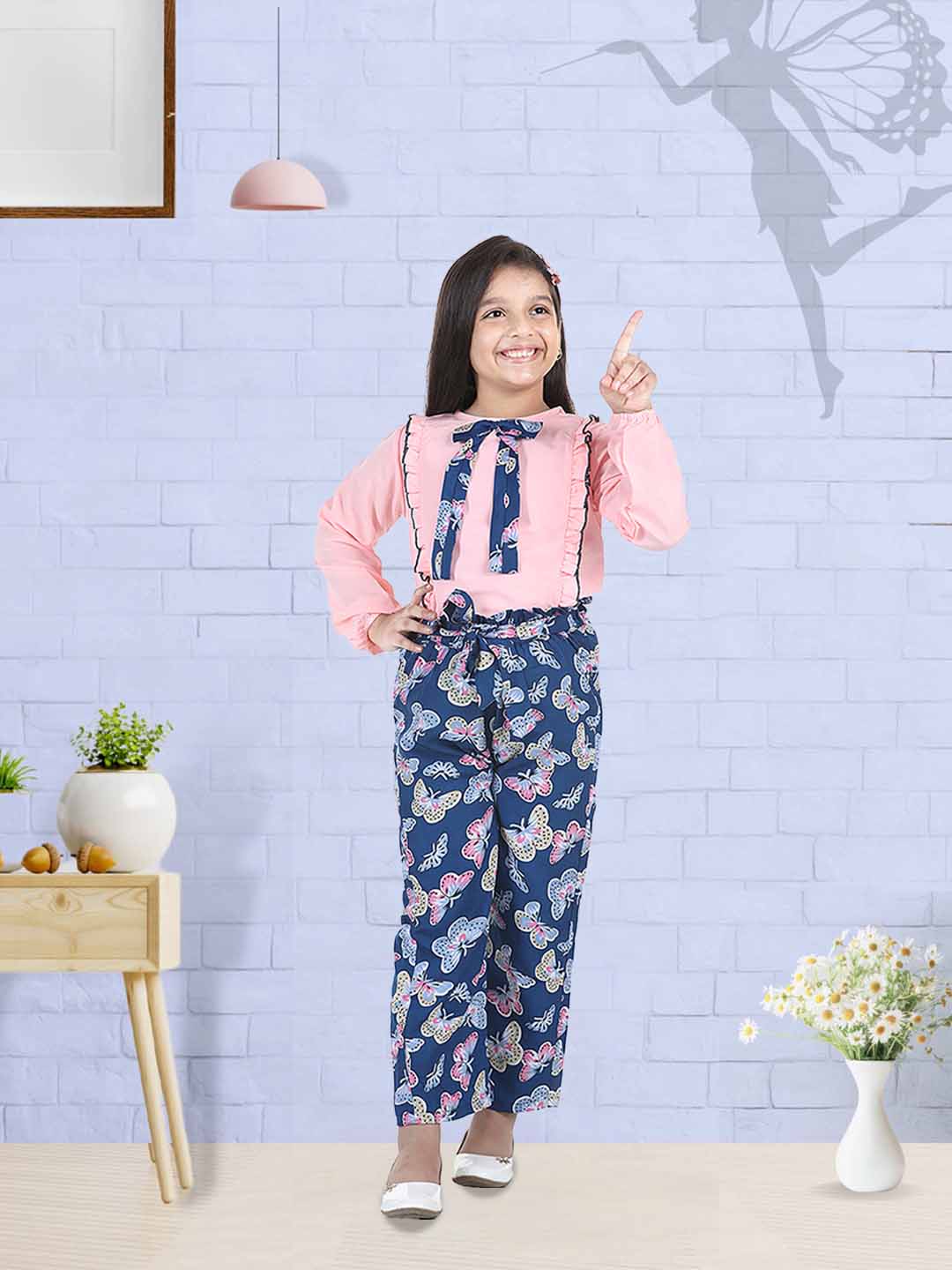 Cutiekins Girls Casual Top & Trouser Set  (Pink)