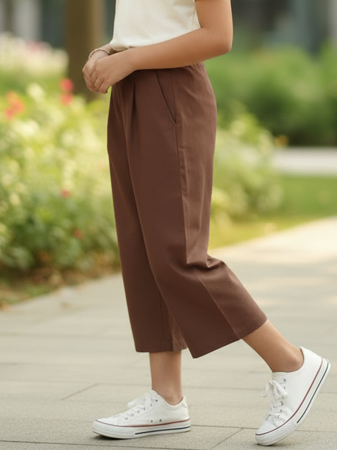 Cutiekins Solid Wide Leg Cropped Trousers - Brown