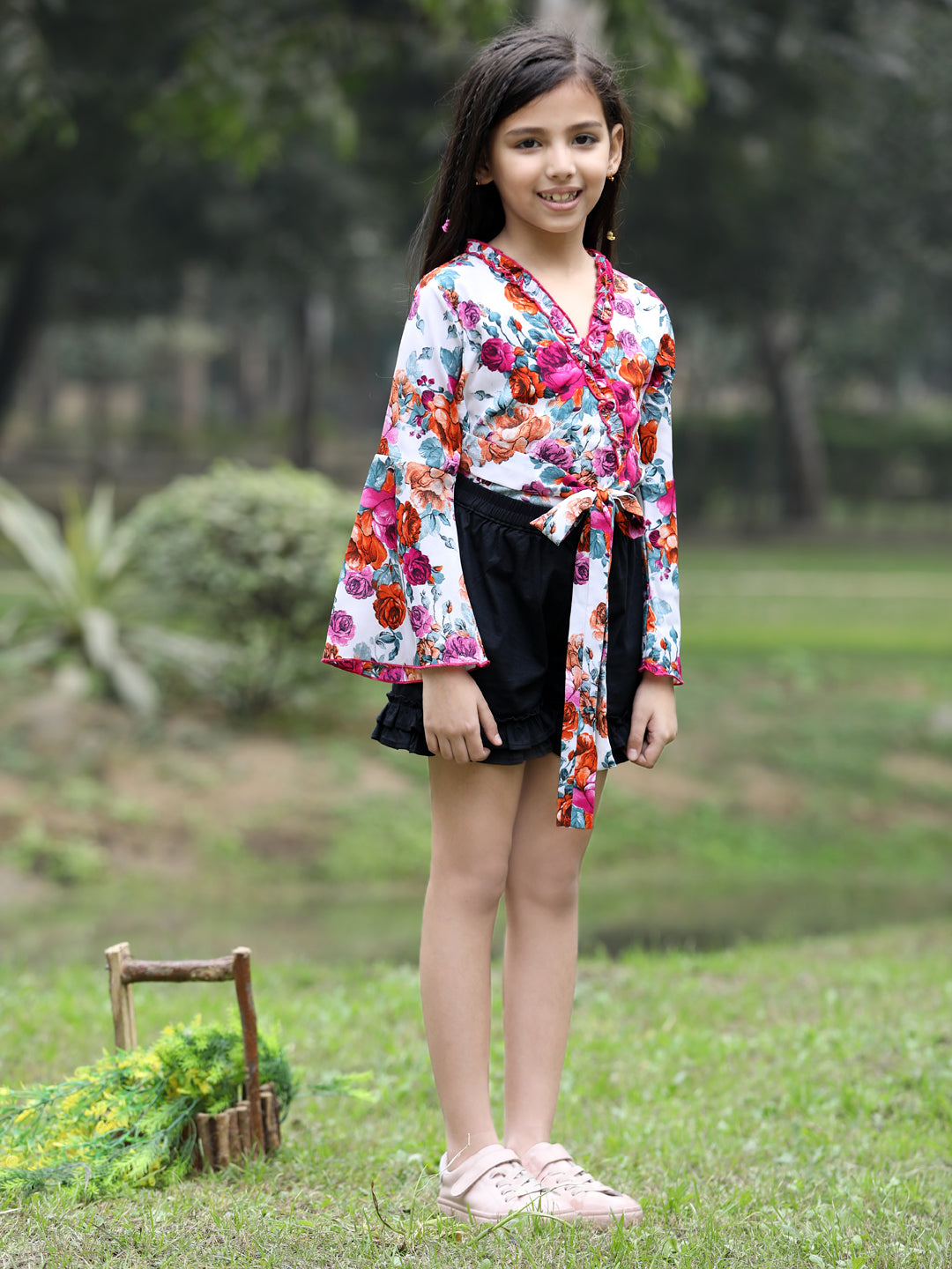Cutiekins Printed Front Knot Top & Shorts Set -White & Black